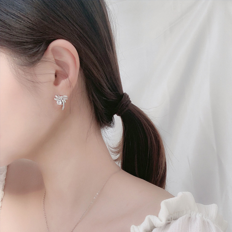 Girl Sweet Moissanite CZ Bow-Knots 925 Sterling Silver Stud Earrings - Gambar 2